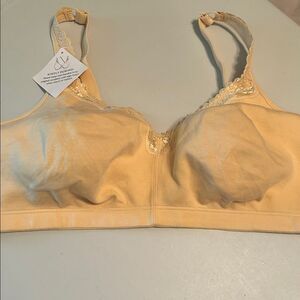 Crream Lace Trim Bra 48C NWT